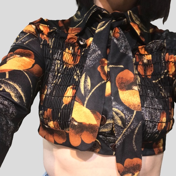 Vintage Orange Poppy Crop Top - Picture 7 of 8